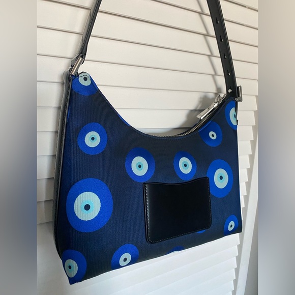 Kate Spade Handbag. - Picture 3 of 11